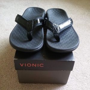 Vionic Tide II Orthaheel Black size 6